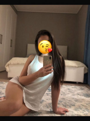 Проститутка Бишкека Анель с подругой.ватсап